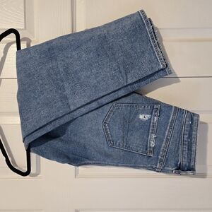 American Eagle Mom Straight Jean